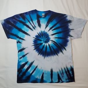 New extra large tie dye shirt
